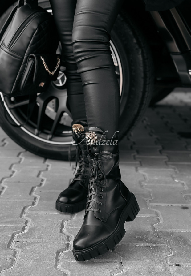 Šnurovacie členkové čižmy z imitácie kože s kryštálmi Miles Of Style čierne