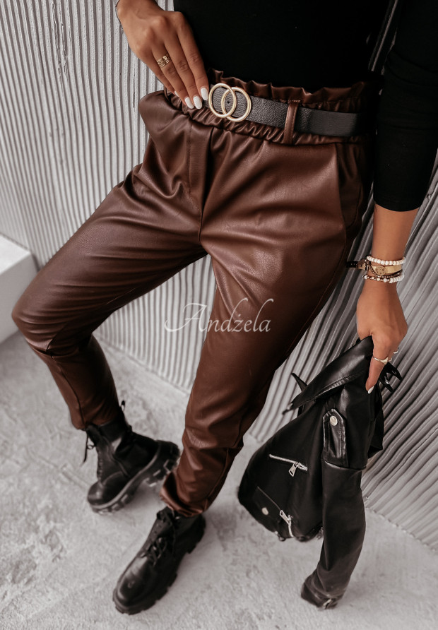 Nohavice z imitácie kože s opaskom Sevigne čokoládové