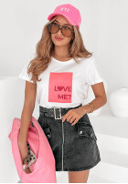 Tričko z nadrukiem Love Me biało-ružový