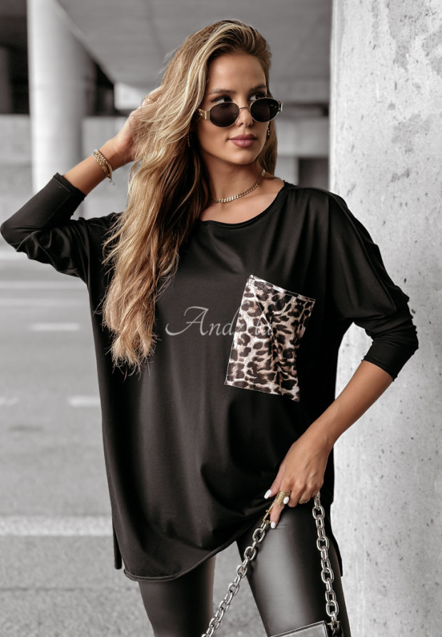 Blúzka oversize s vreckom s leopardím vzorom Catch Your Eye čierna