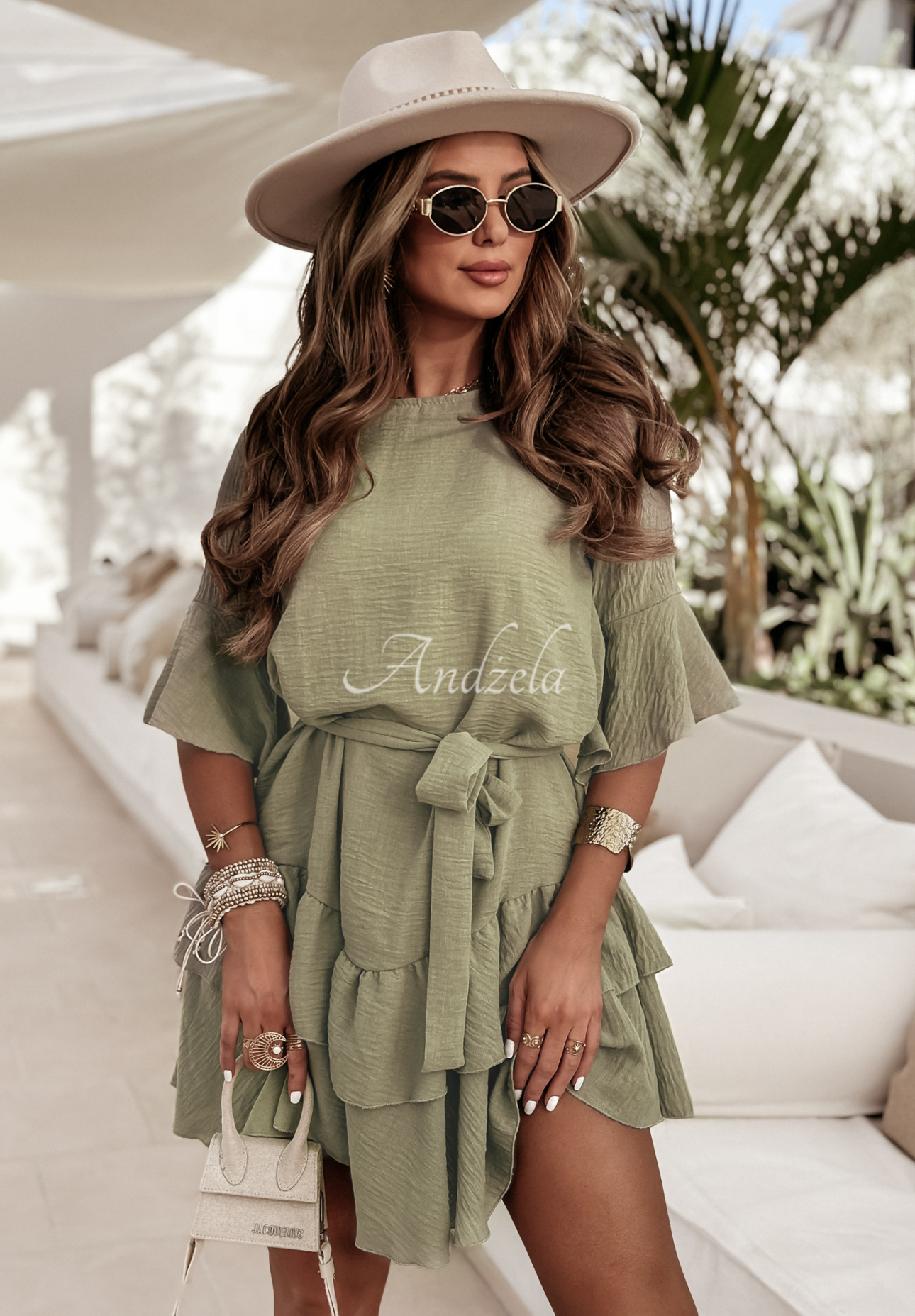 Ľanové šaty s volánikmi a opaskom Haiki svetlé khaki