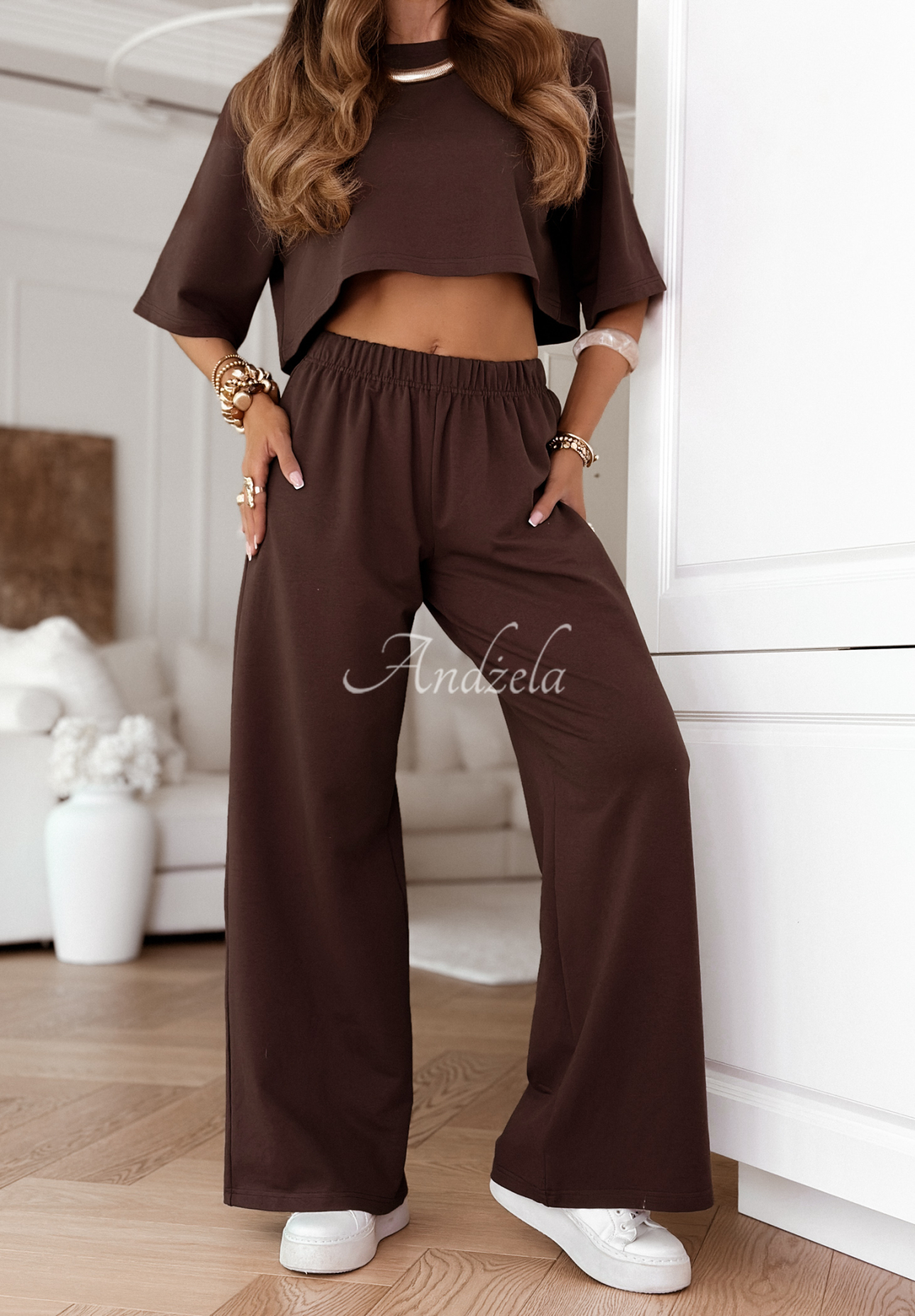 Tepláková súprava tričko a nohavice wide leg Lovely Duo čokoládový