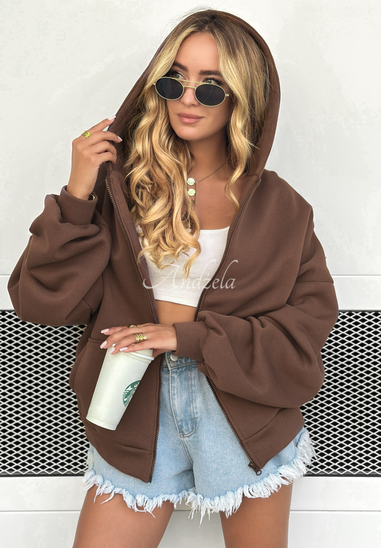 Mikina s kapucňou oversize Don&#039;t Tell čokoládová
