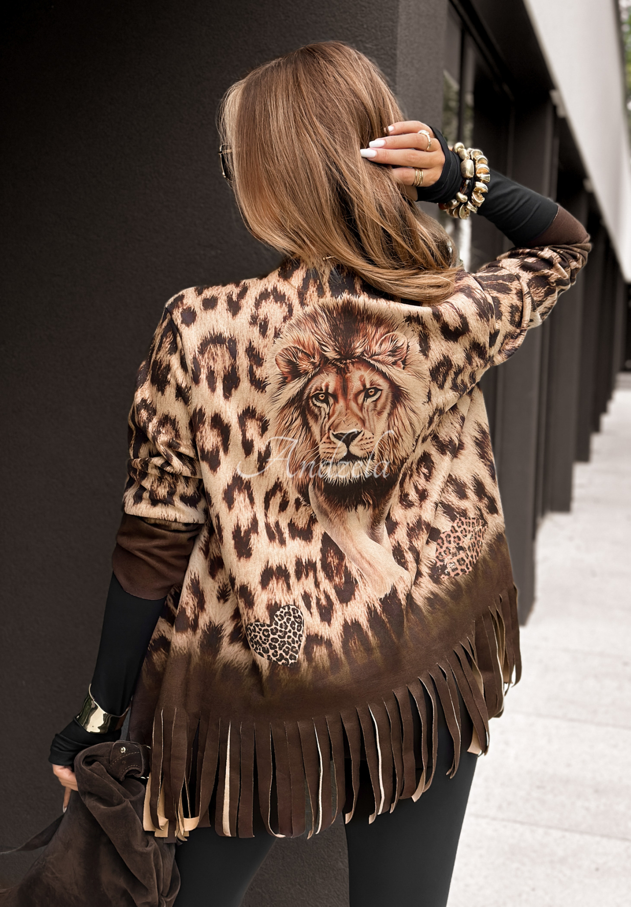 Prehoz so strapcami a leopardím vzorom Wild King béžovo-čokoládový