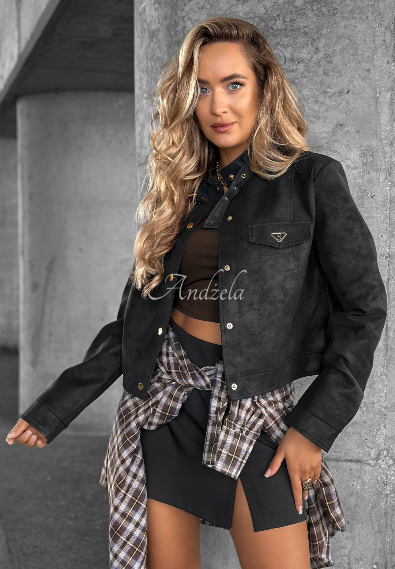 Krátka semišová bunda Autumn Whisper čierna