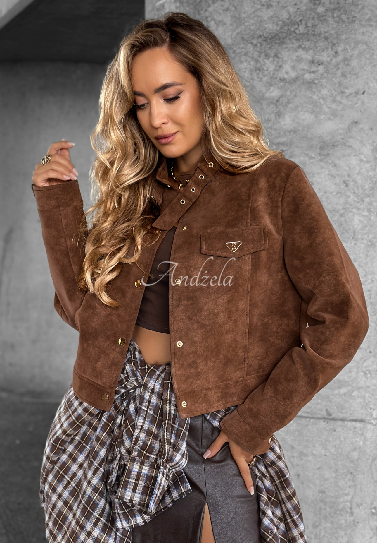 Skrátená semišová bunda Autumn Whispe čokoládová