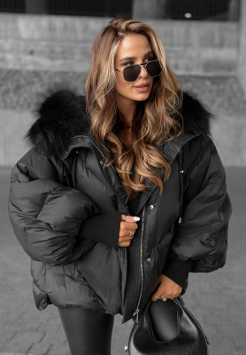 Páperová bunda s kapucňou Look Again čierna