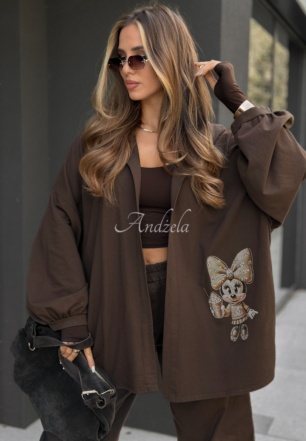 Mikina oversize s kapucňou Everything Is Possible čokoládová