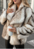 Krótkie futerko z kołnierzem Pumpkin Latte svetlobéžové