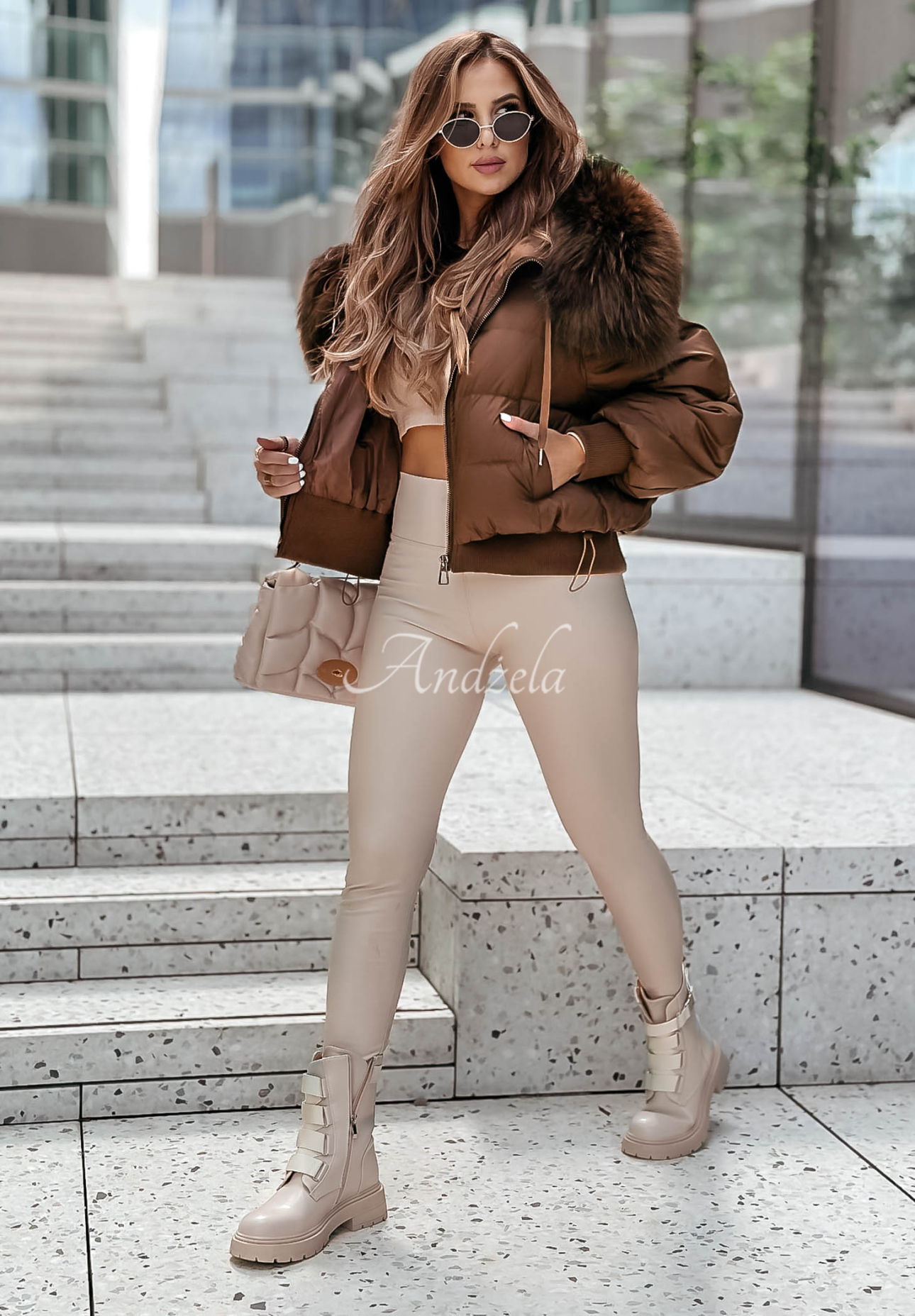 Krátka prešívaná bunda s kožušinkou Mr. Freeze čokoládová