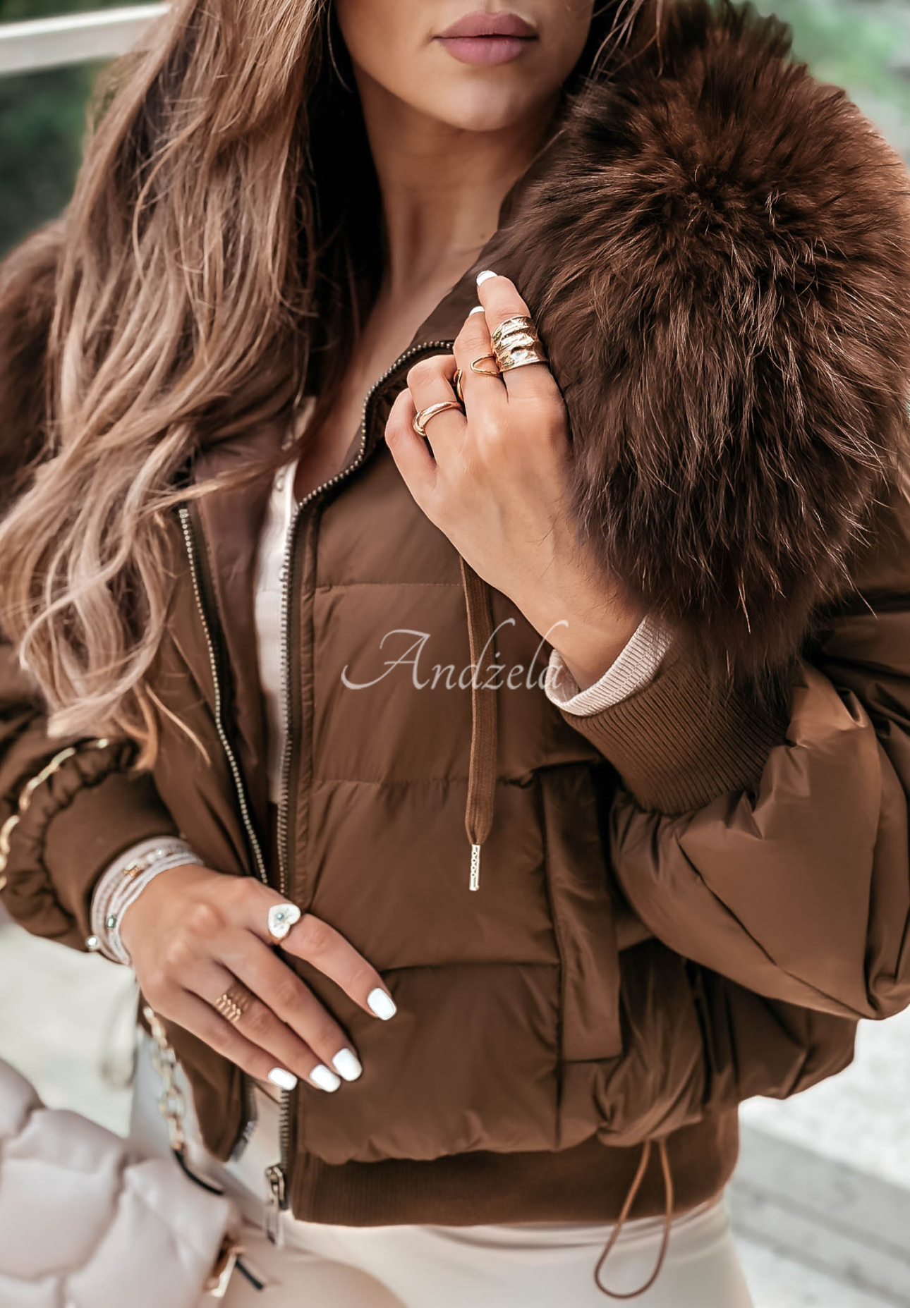 Krátka prešívaná bunda s kožušinkou Mr. Freeze čokoládová