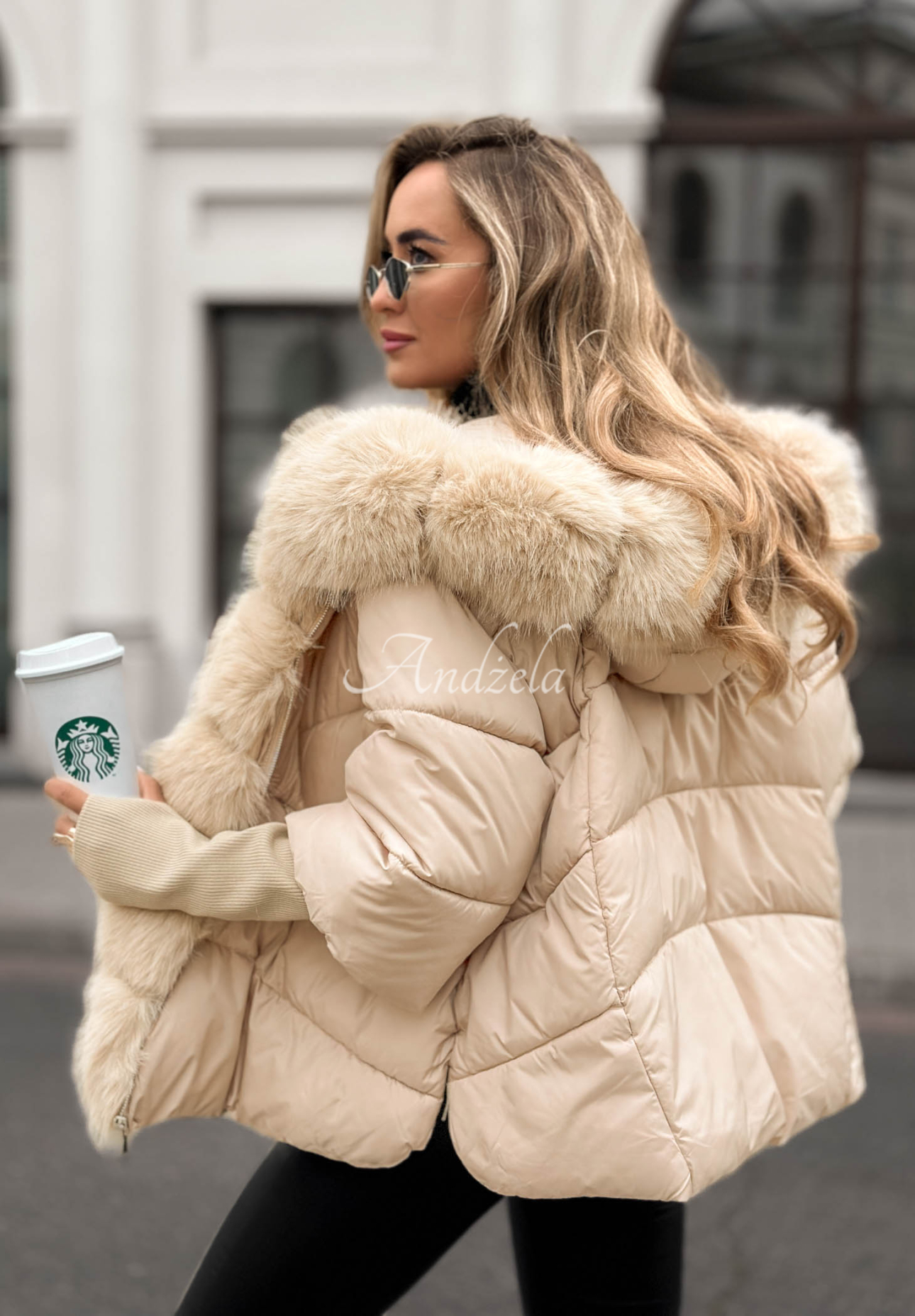 Prešívaná bunda s kožušinkou Frosty Horizon tmavobéžový