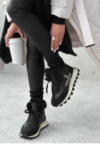 Sneakersy z futerkiem Getting Really Cold čierne