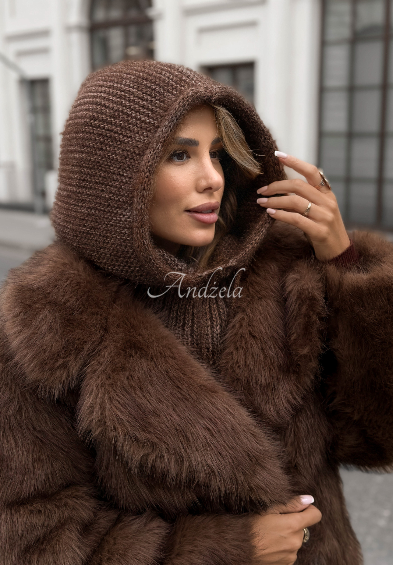 Nákrčník s kapucňou balaclava Winter Park čokoládový