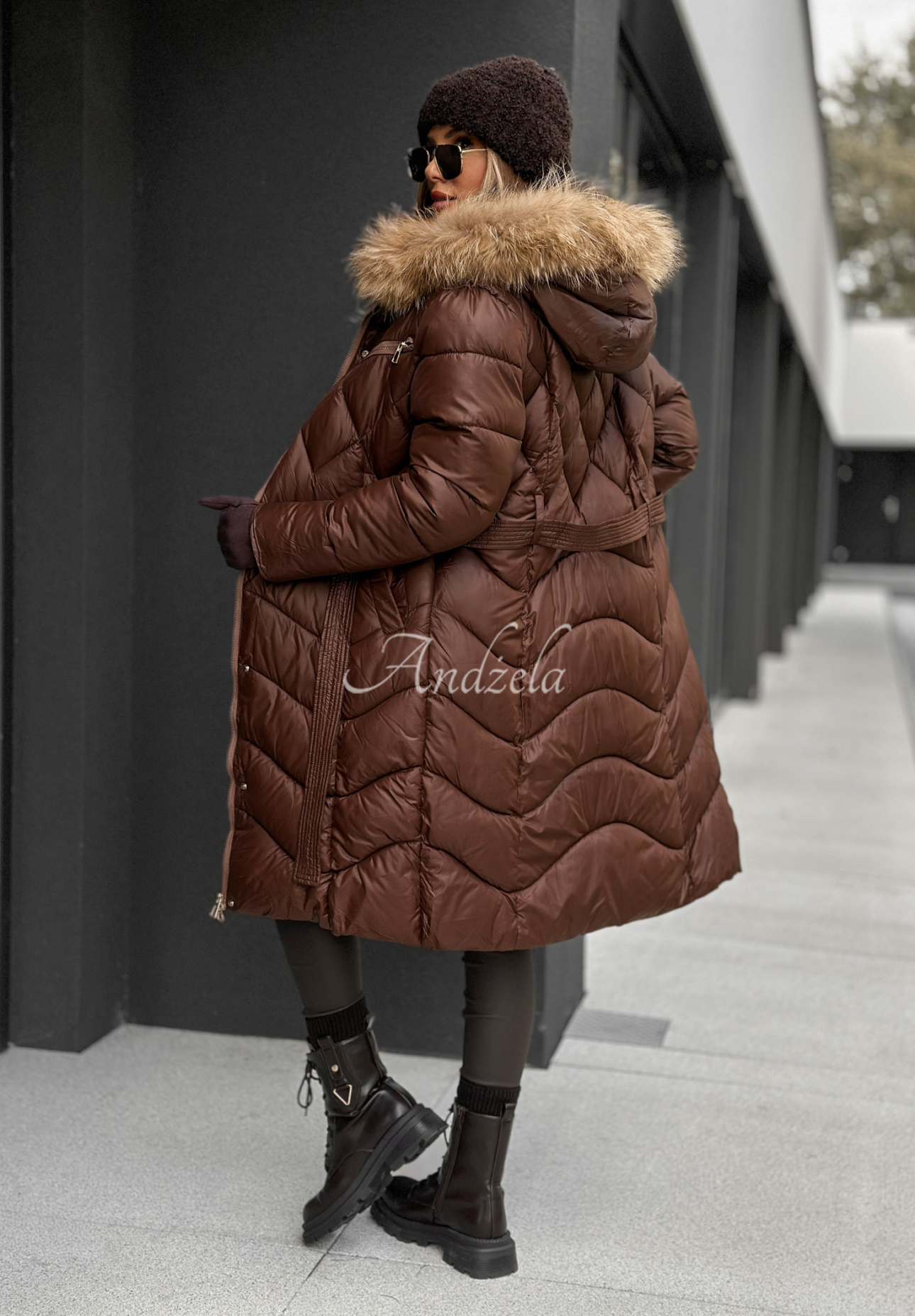 Dlhá prešívaná bunda s kožušinkou Hello Cold Days čokoládová II