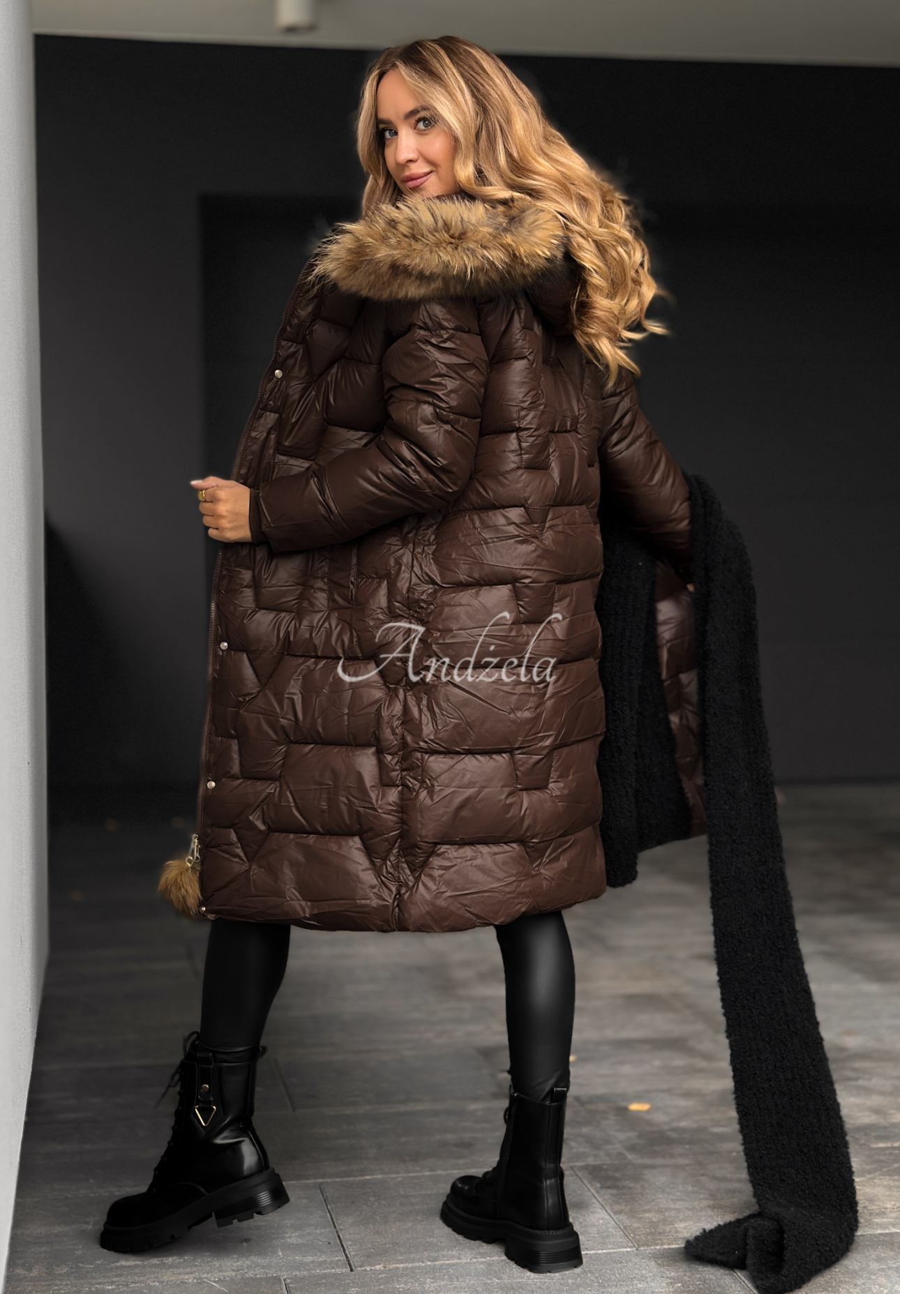 Prešívaná bunda s kožušinkou Frostbite čokoládová II