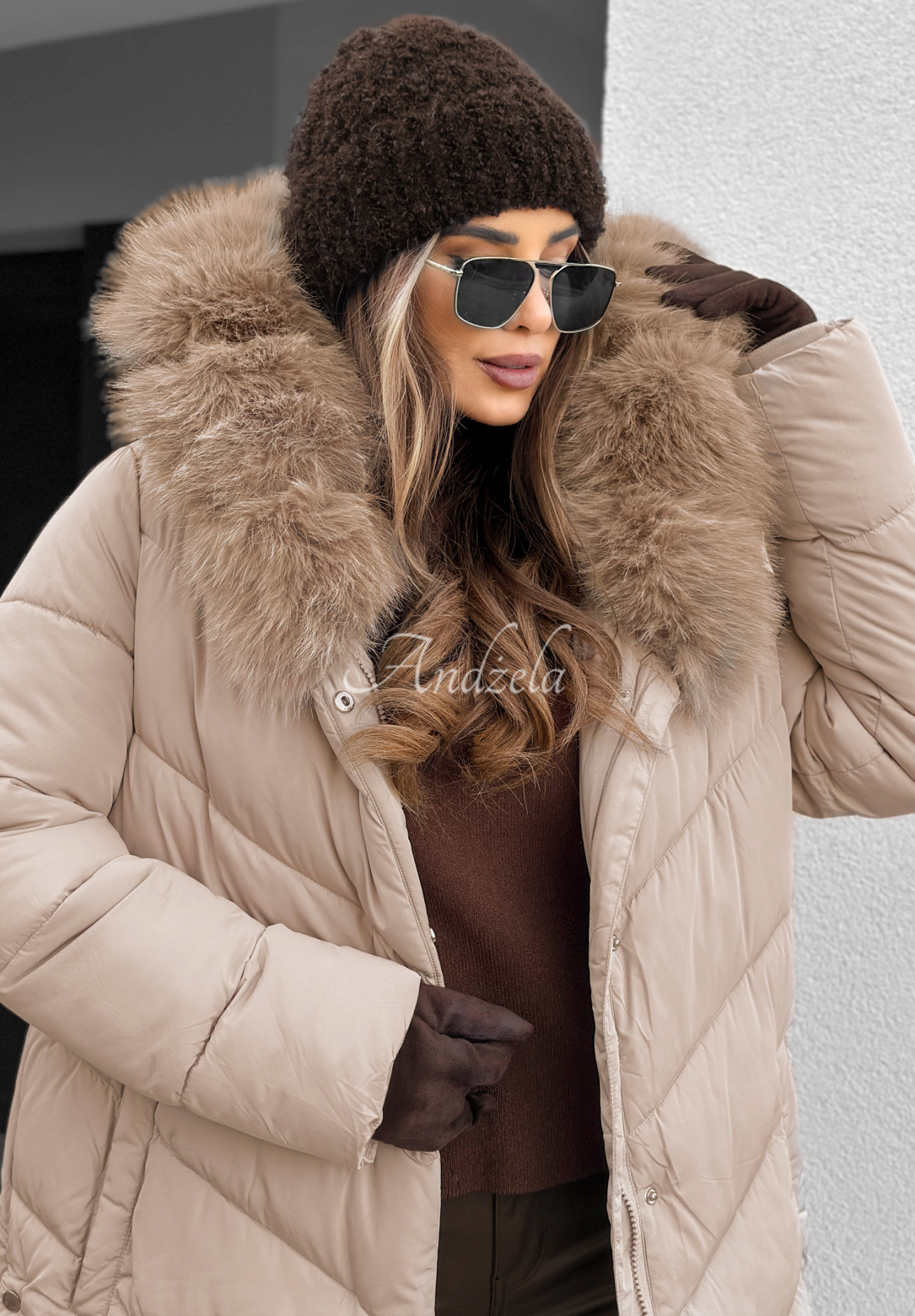 Dlhá prešívaná bunda s kožušinou Wintery Affection béžová