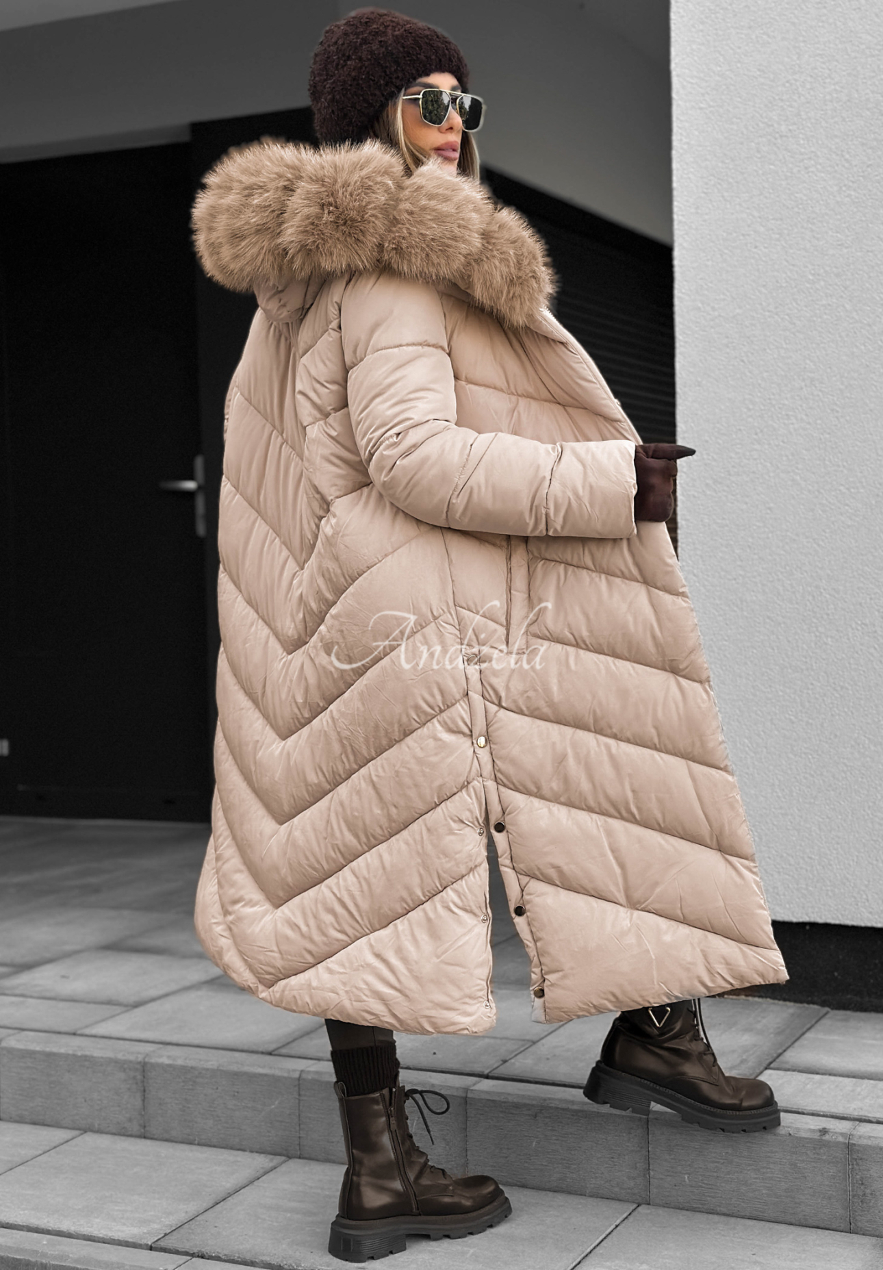 Dlhá prešívaná bunda s kožušinou Wintery Affection béžová