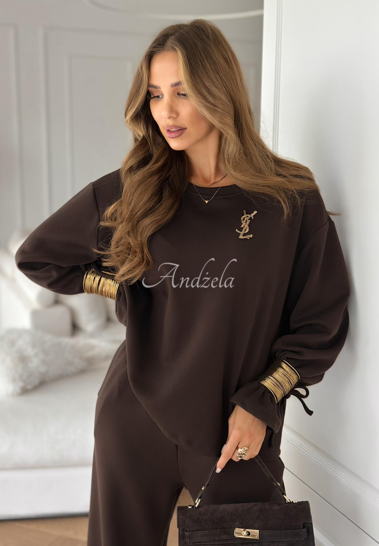 Tepláková súprava s viskózou a náramkami Fit&amp;Glam čokoládový