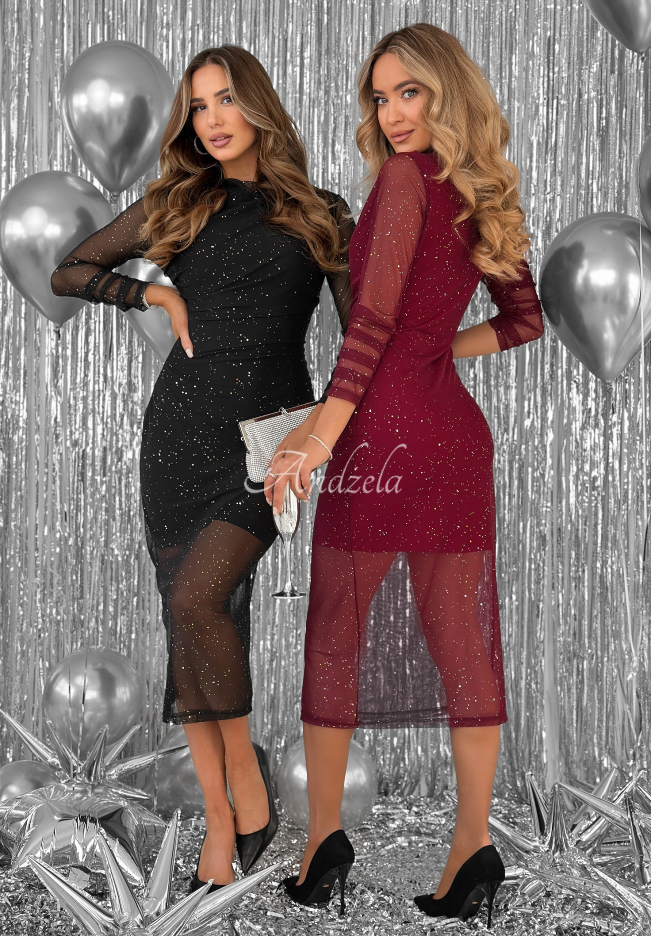 Trblietavé sieťované šaty s riasením Time Of The Year bordová