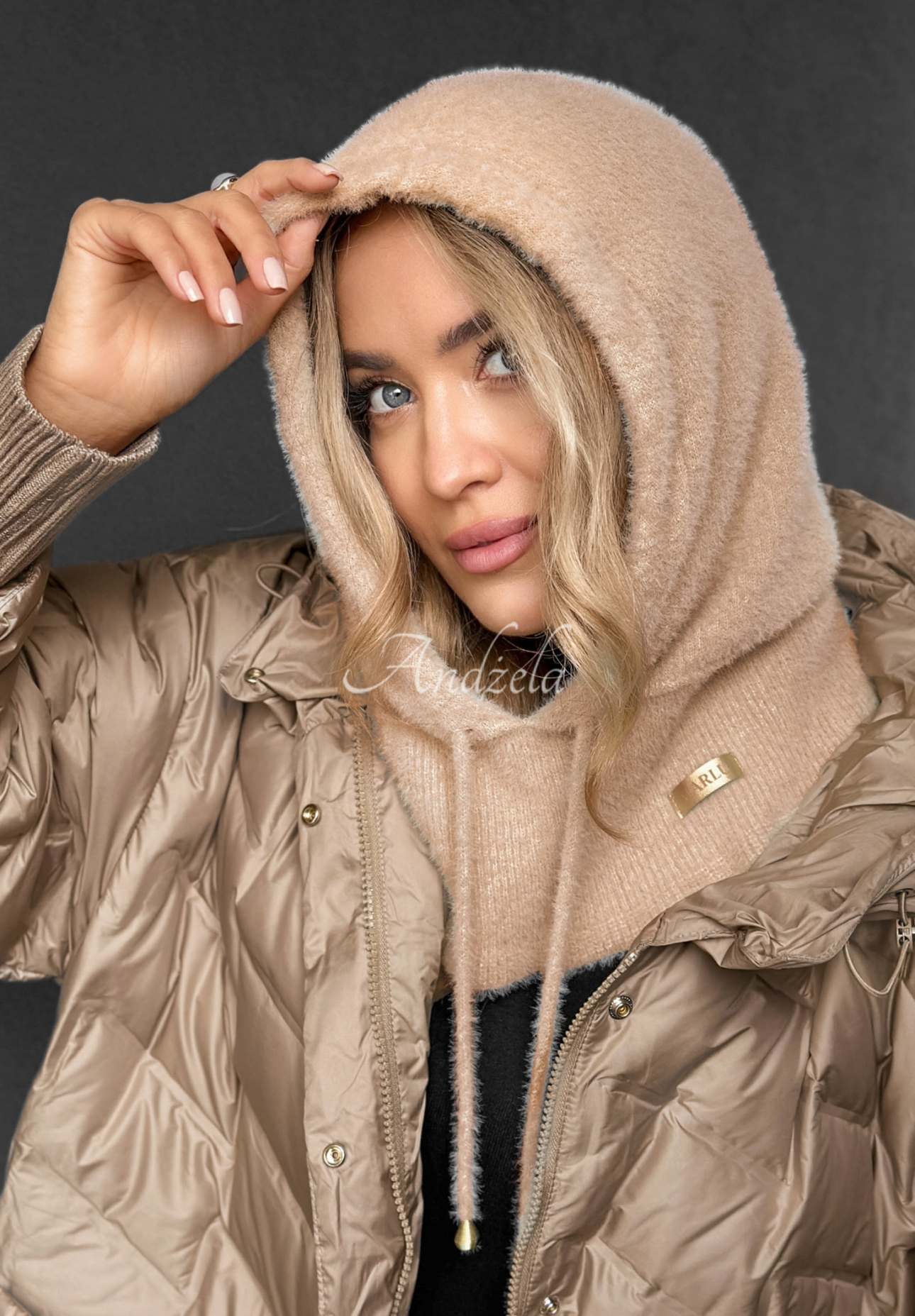 Nákrčník s kapucňou balaclava alpaka Long Nights béžový