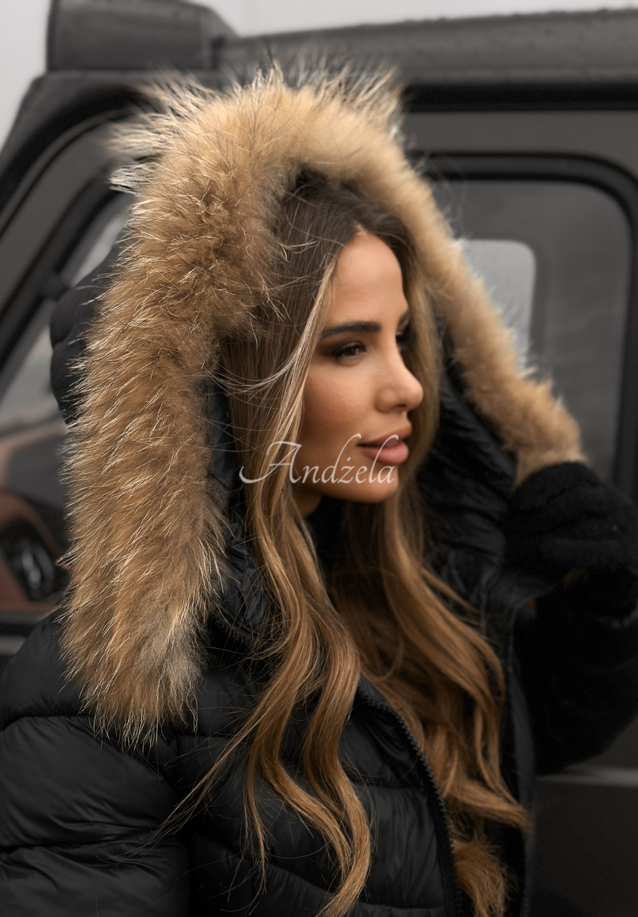 Prešívaná bunda s kapucňou Winter Černa