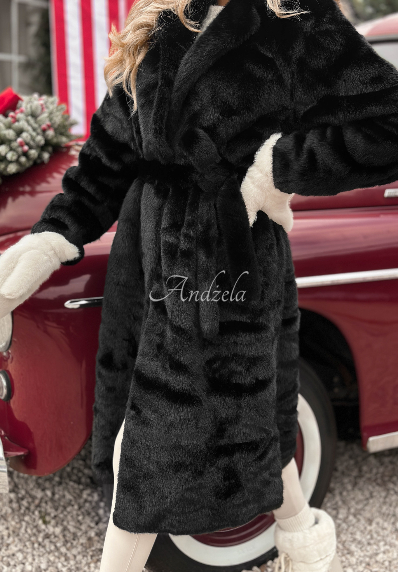 Dlhý kabát kožúšok Beside The Fire čierne