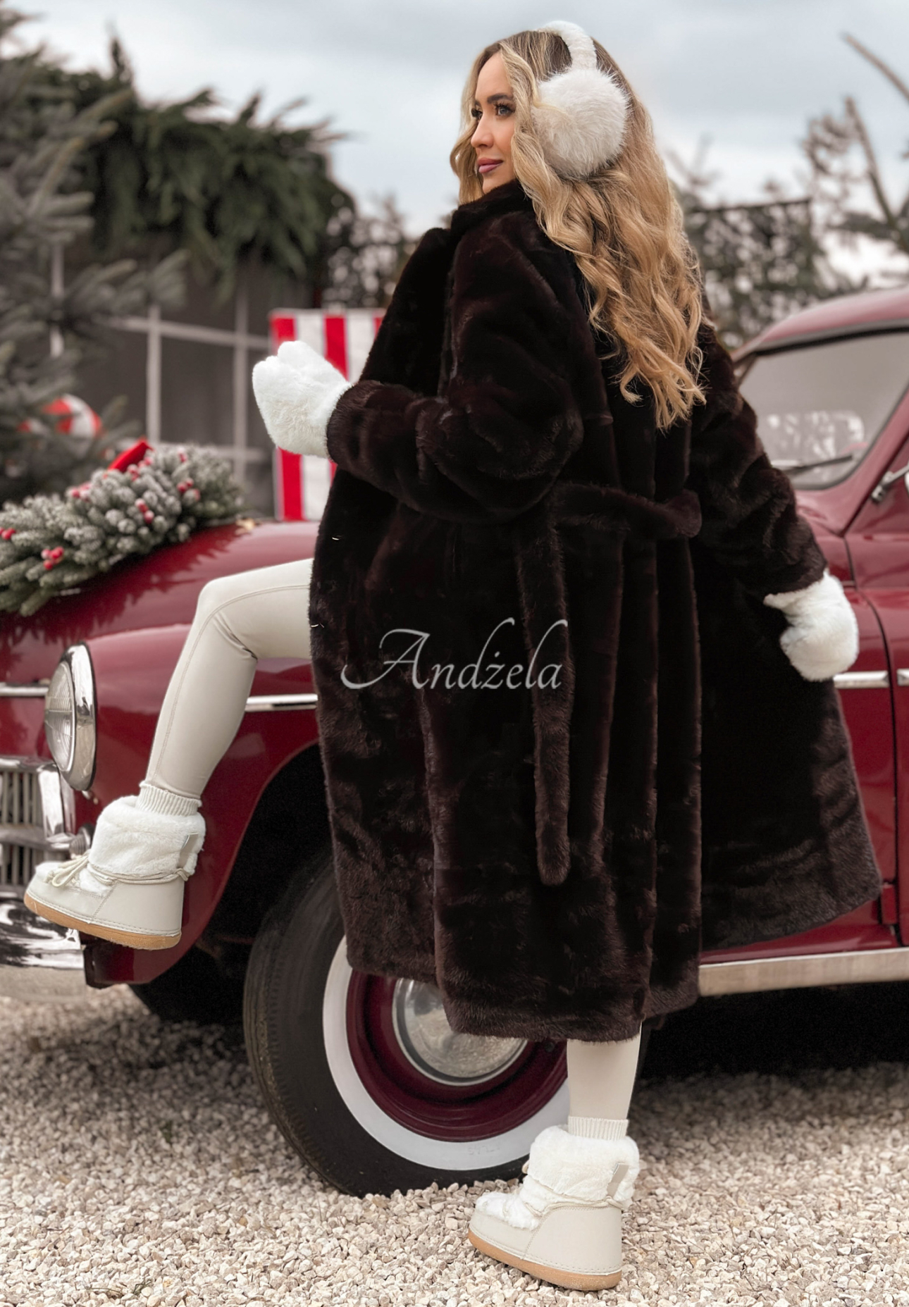 Dlhý kabát kožúšok Beside The Fire čokoládový