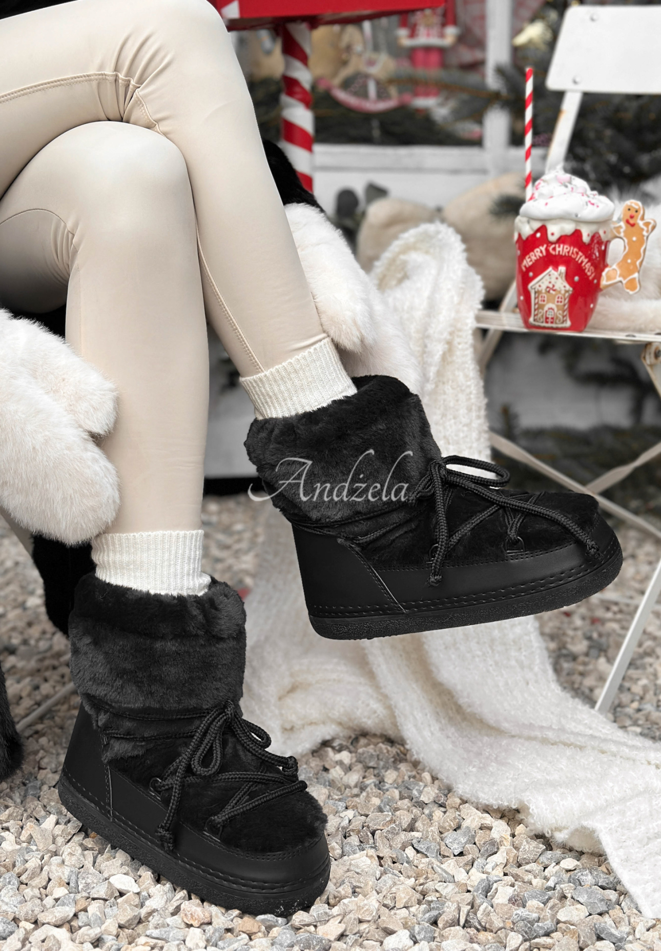 Snehule s kožušinou End Of Year čierne