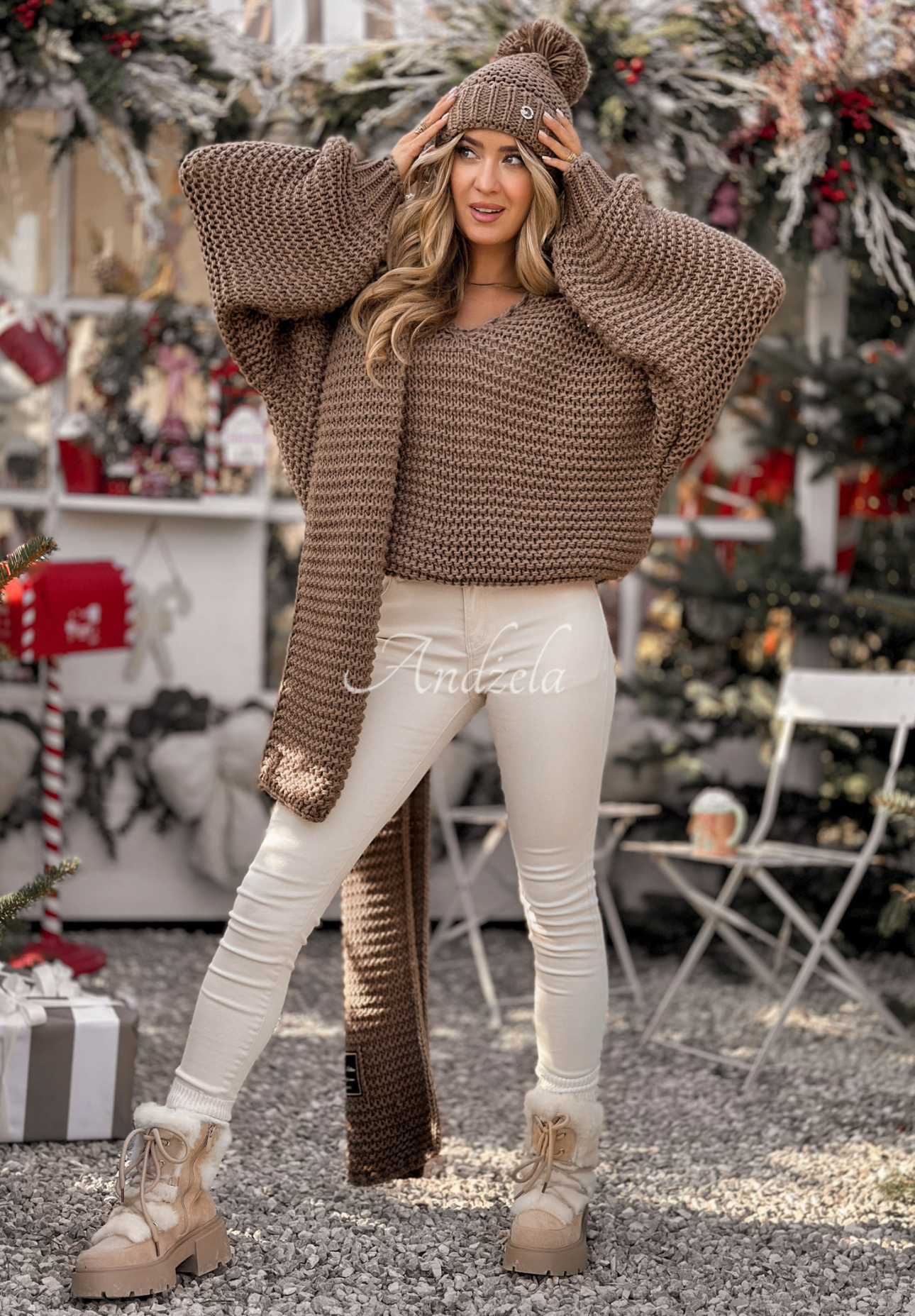 Pletený sveter s vlnou Winter Is Calling Mokka