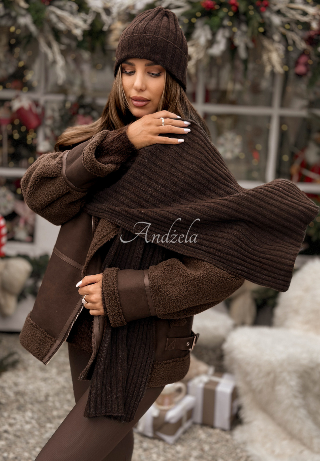 Rebrovaná súprava čiapka a šál s vlnou a kašmírom Snow Dates čokoládový