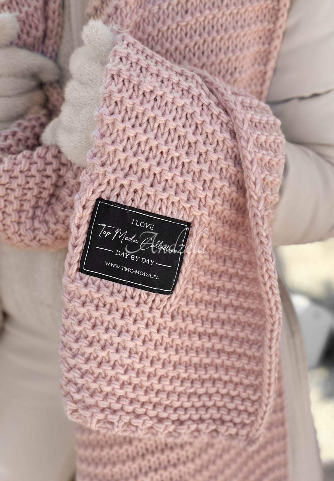 Súprava čiapka a šál s volnou Best Winter Days púdrovo ružová