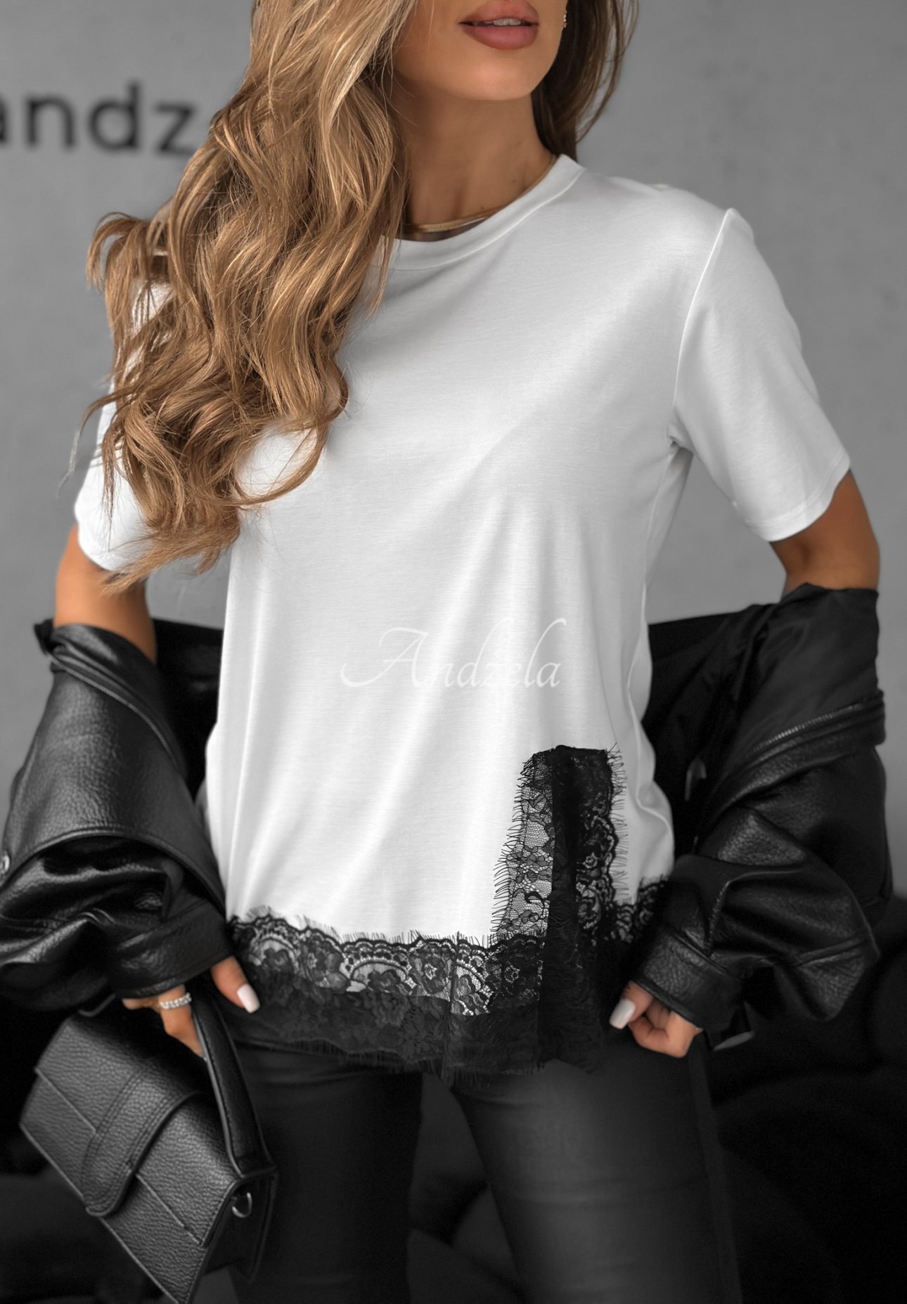 Viskózové tričko s čipkou Daily Lace ecru