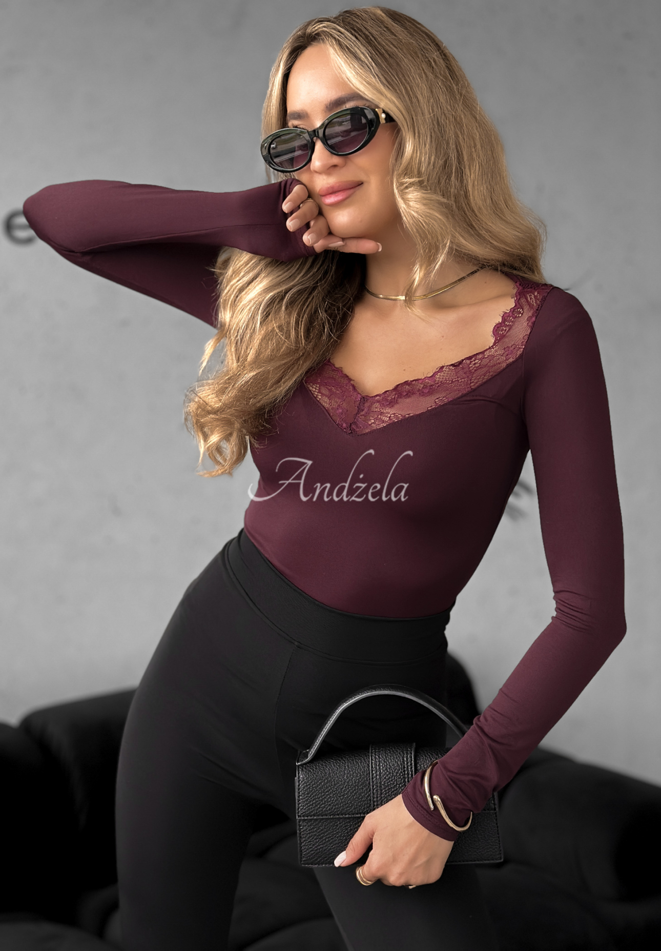 Blúzka longsleeve s čipkou Miss In Me bordová