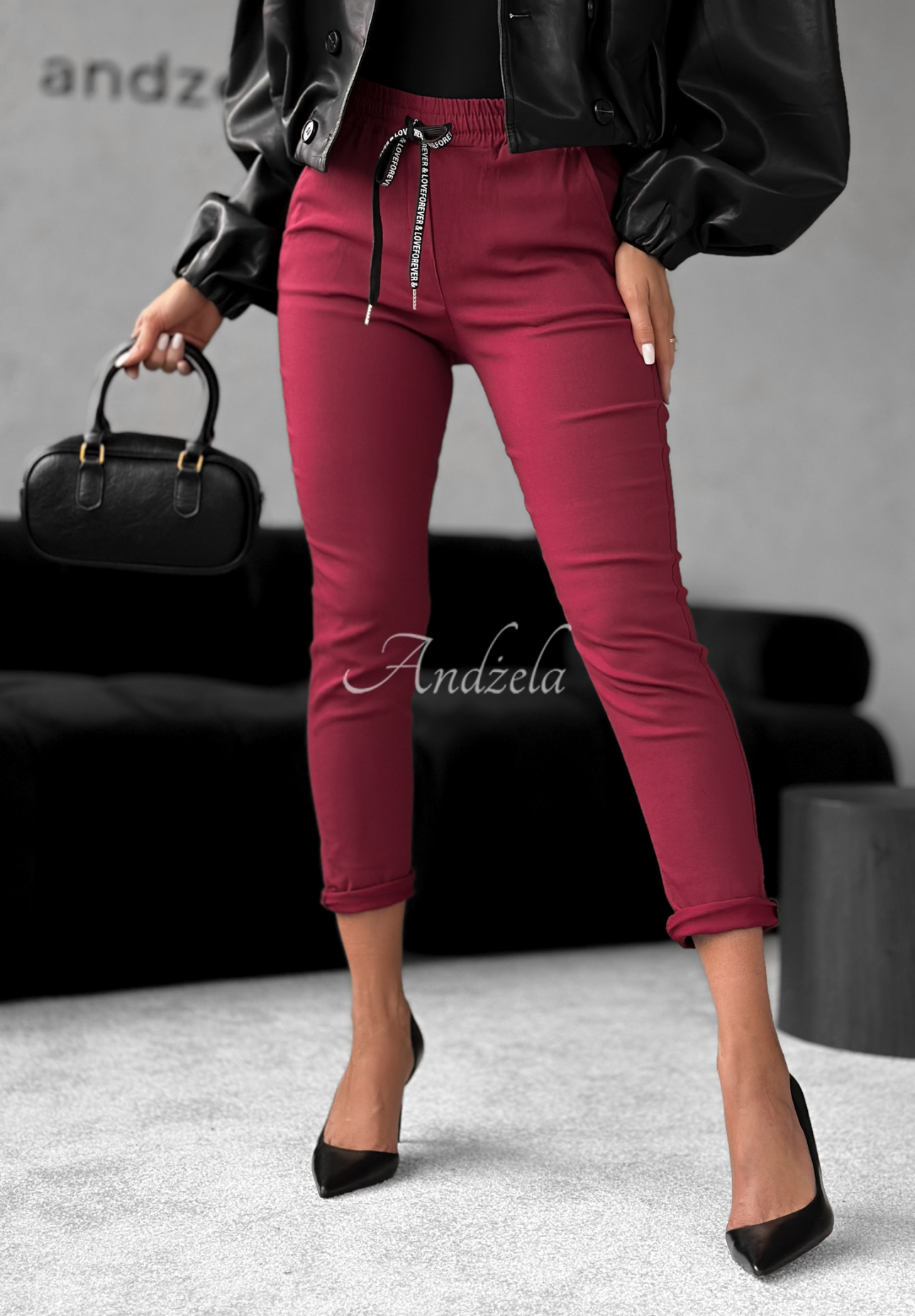 Nohavice Harwinton bordové