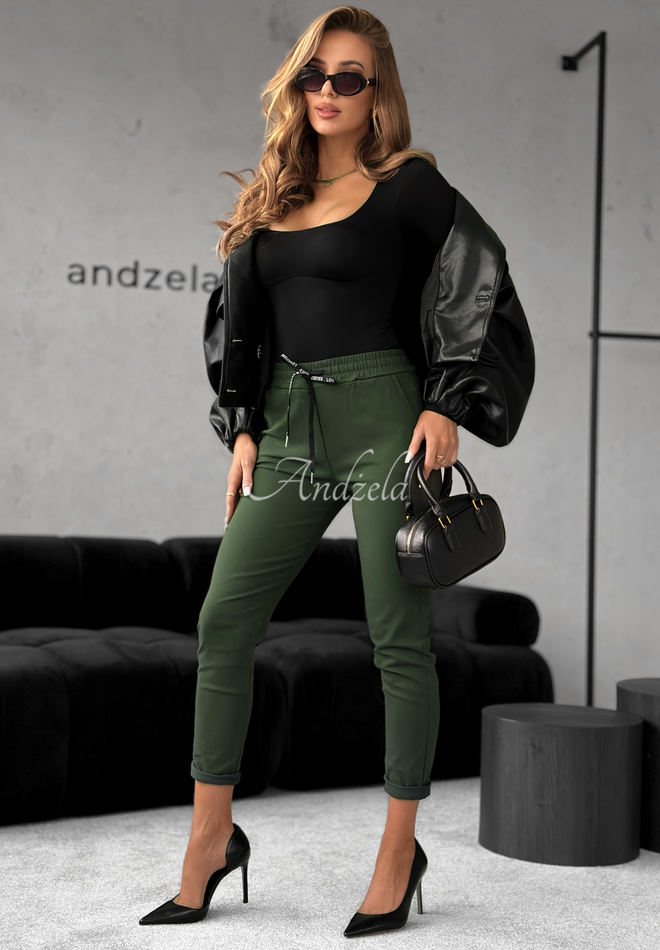 Nohavice Harwinton tmavé khaki