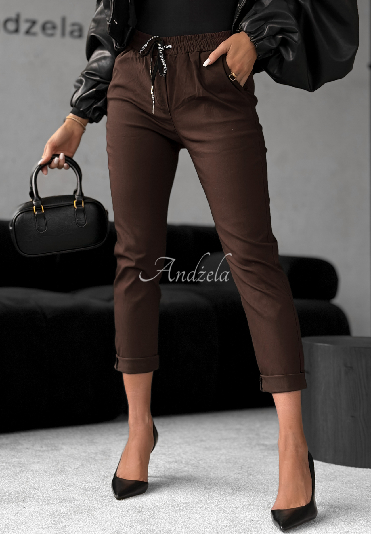 Nohavice Harwinton čokoládové