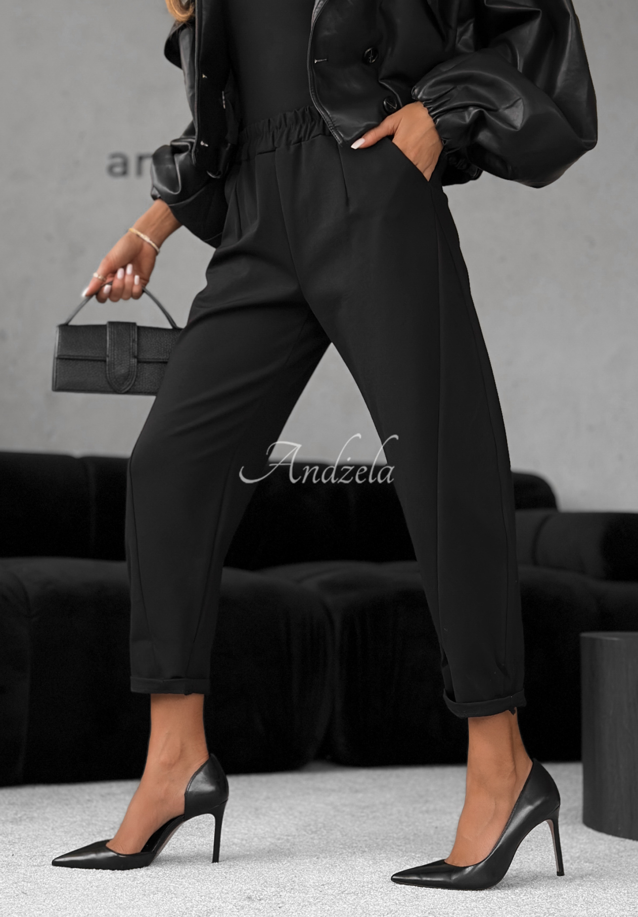 Viskózové nohavice banana It Was Real čierne