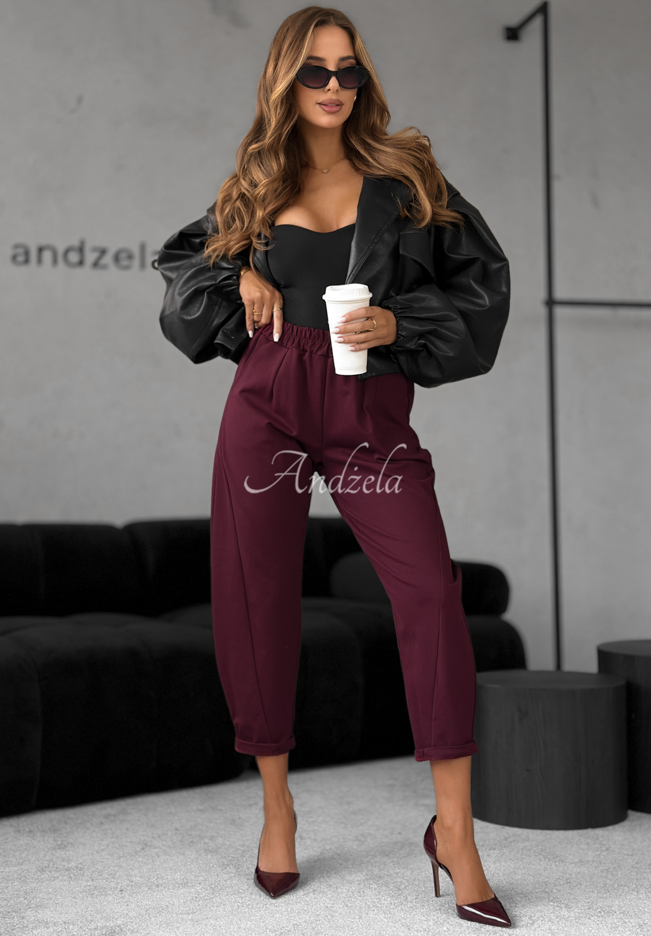 Viskózové nohavice banana It Was Real bordové