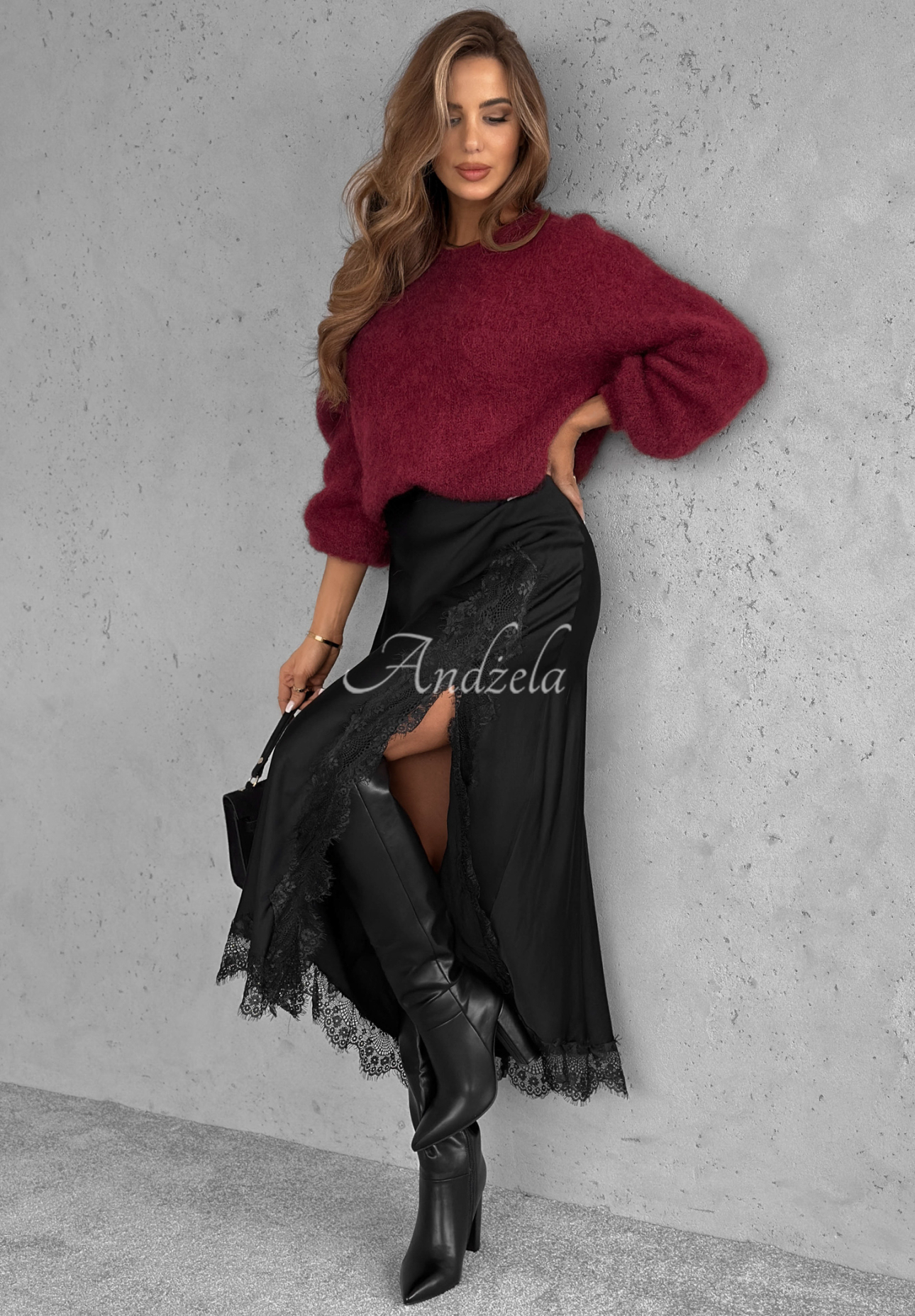 Mohérový sveter Warm Hug bordová