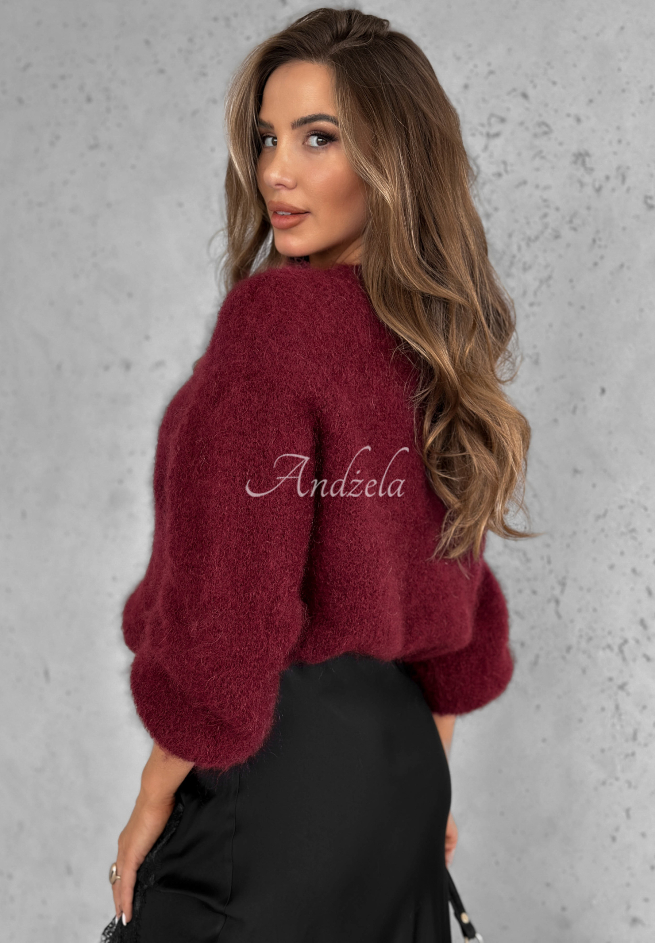 Mohérový sveter Warm Hug bordová