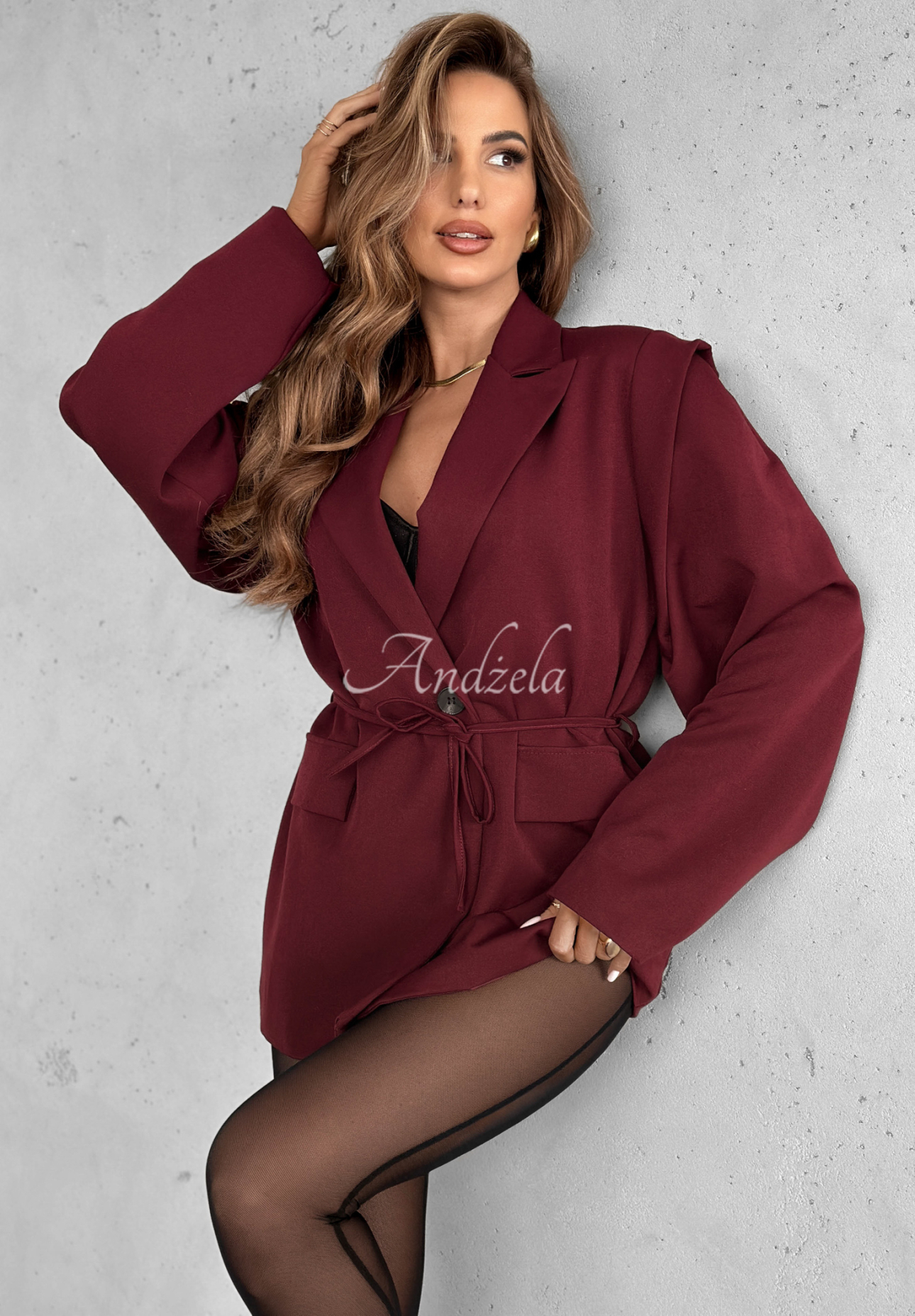 Sako s opaskom Alone Again bordová