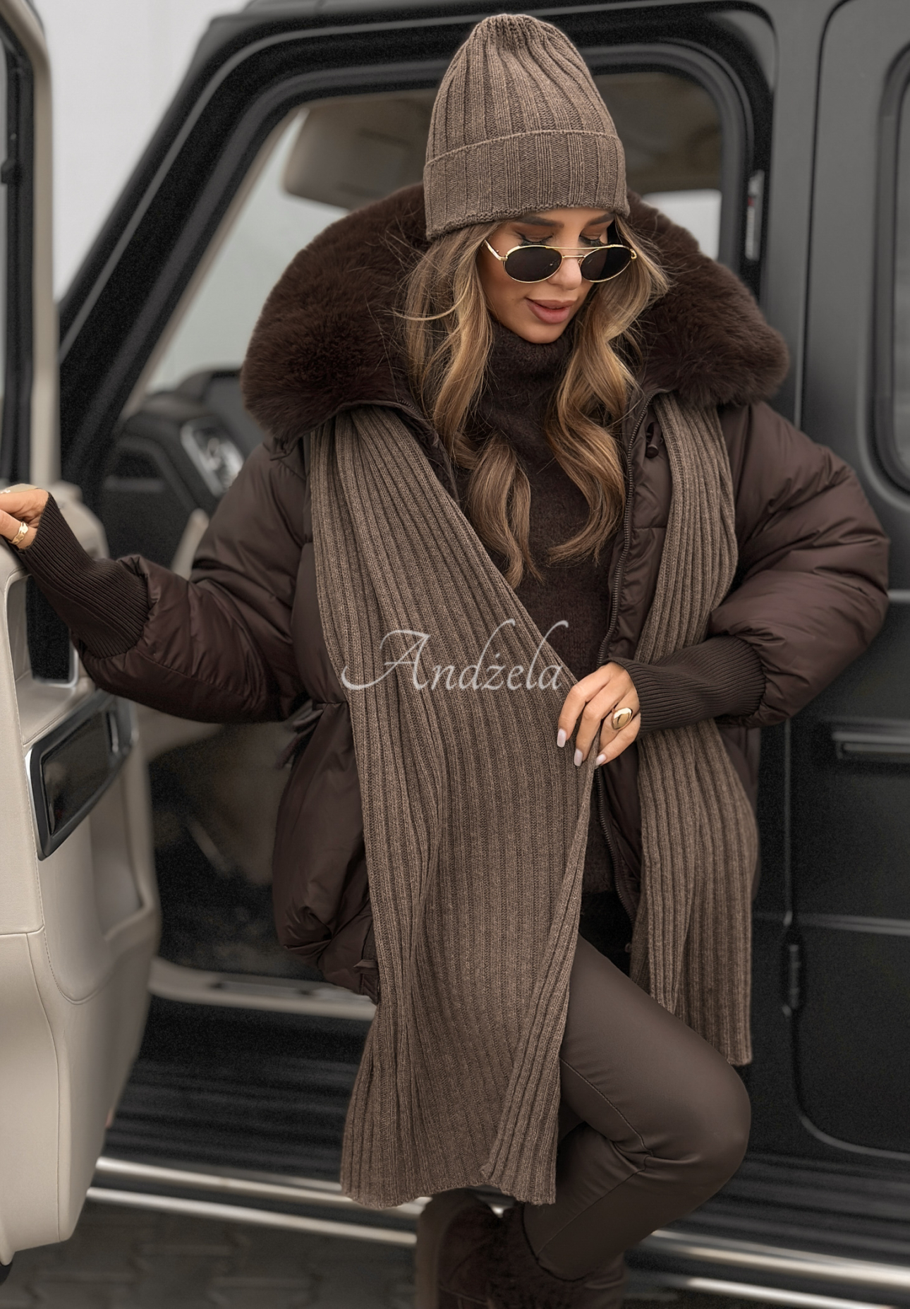 Rebrovaná súprava čiapka a šál s vlnou a kašmírom Snow Dates béžový