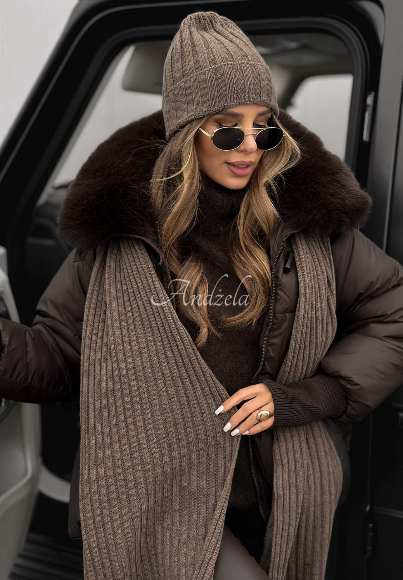 Rebrovaná súprava čiapka a šál s vlnou a kašmírom Snow Dates béžový