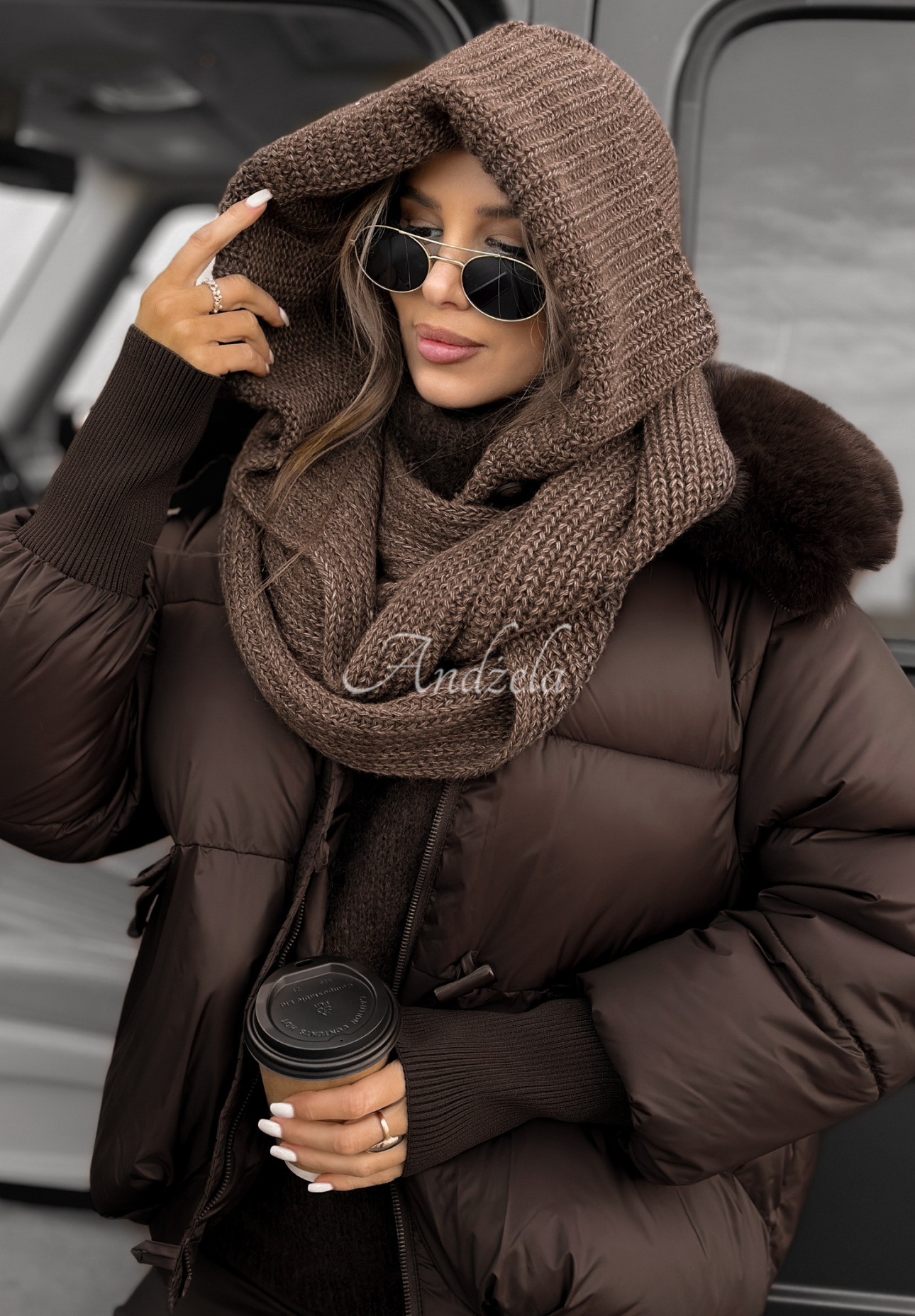 Šál nákrčník s kapucňou balaclava Shade Of Winter  čokoládová