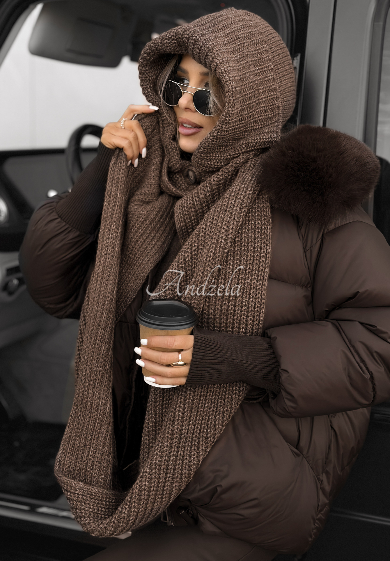 Šál nákrčník s kapucňou balaclava Shade Of Winter  čokoládová