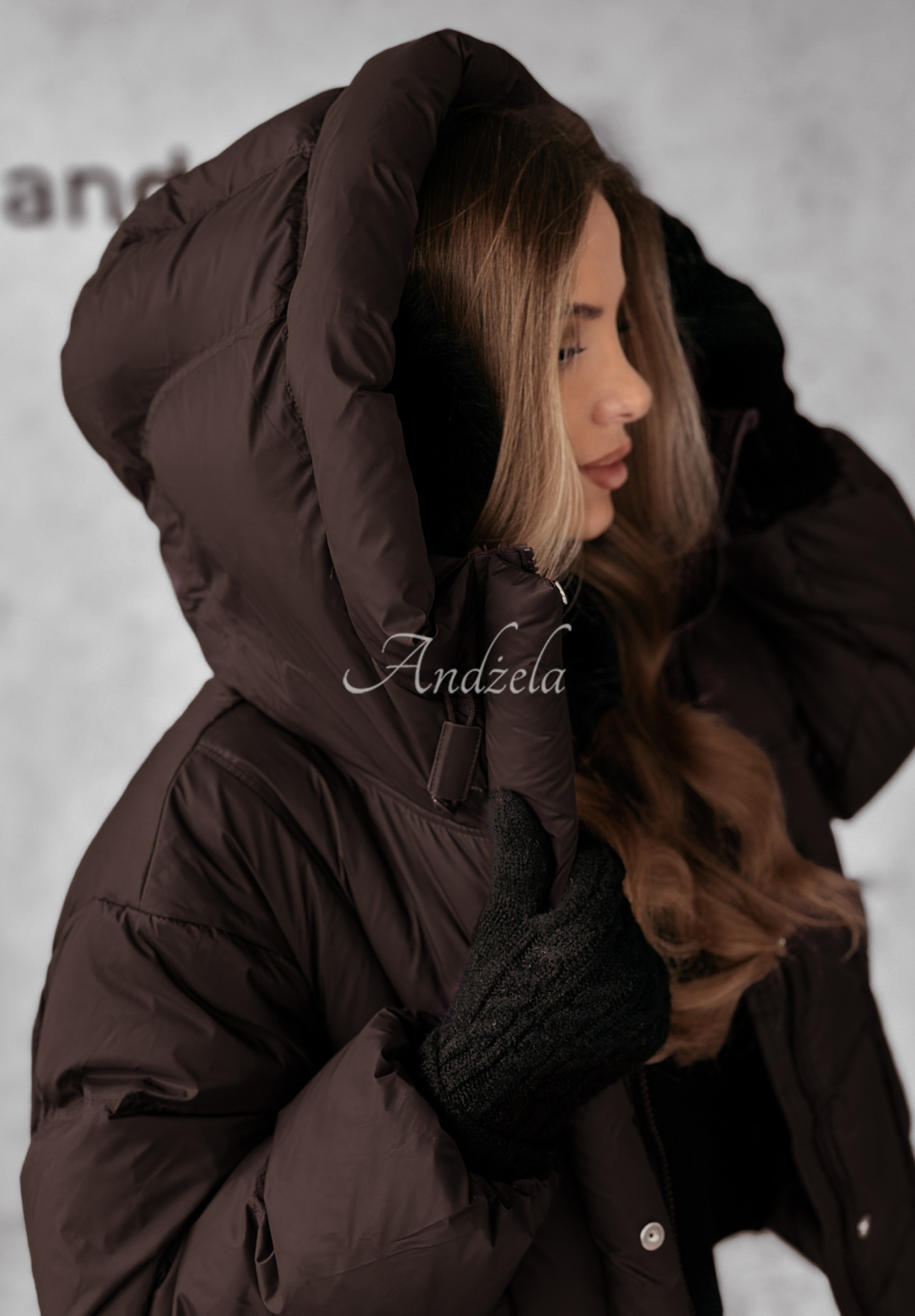 Páperová bunda Watch It Snow čokoládová