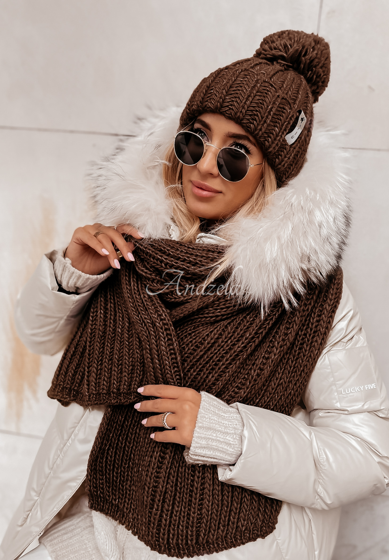 Pletený šálLaponia ciemnoczekoladowy