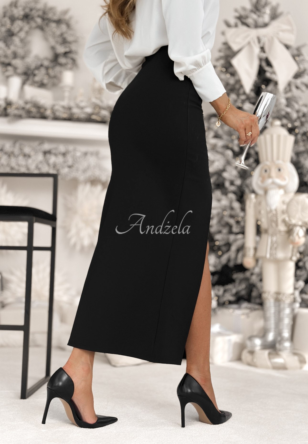 Puzdrová midi sukňa s rozparkom Live With Purpose čierna