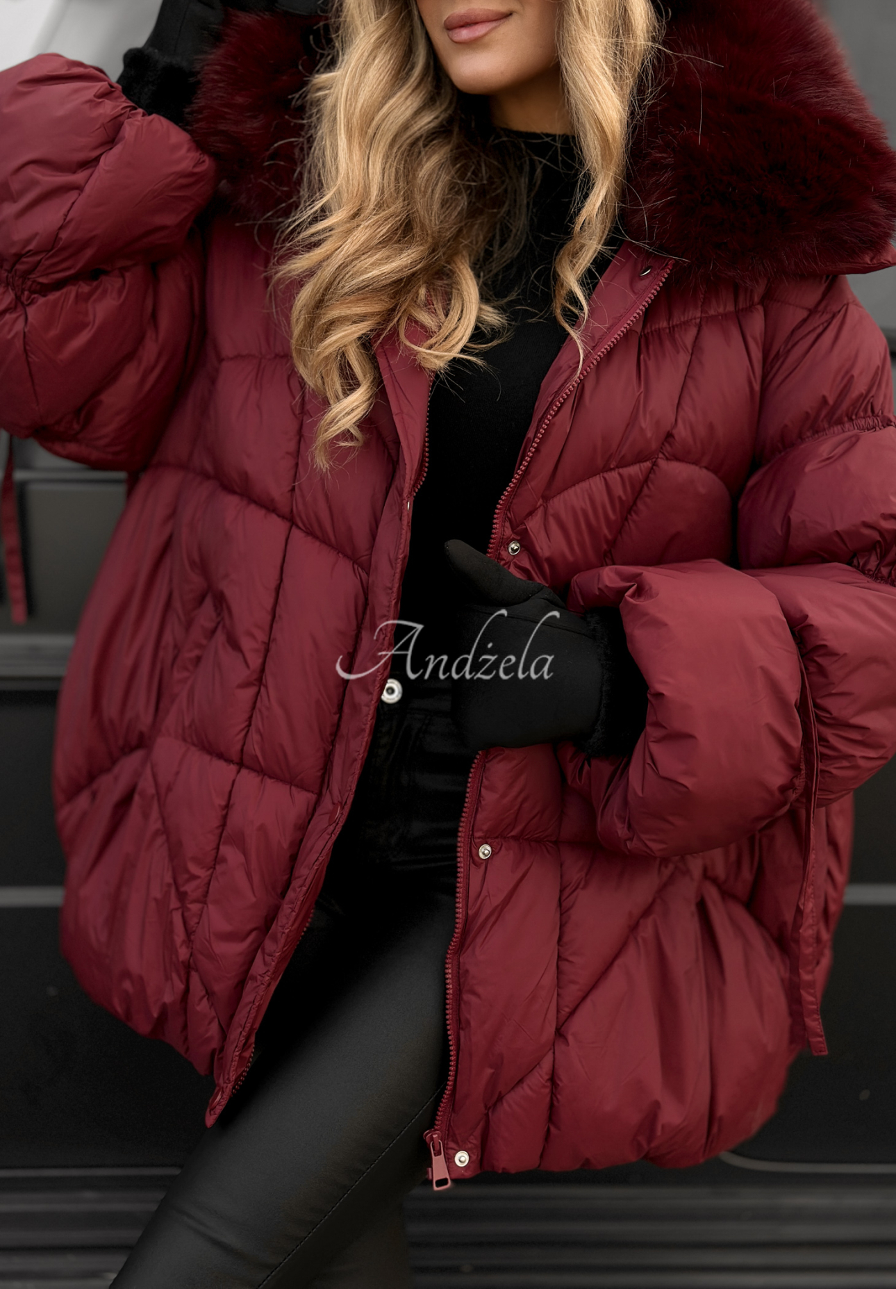 Prešívaná bunda s kožušinou Cold Without You bordová